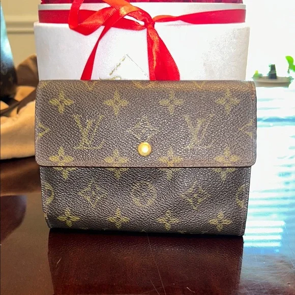 🤎Louis Vuitton Monogram Wallet with Unbranded Chain - Picture 3 of 7